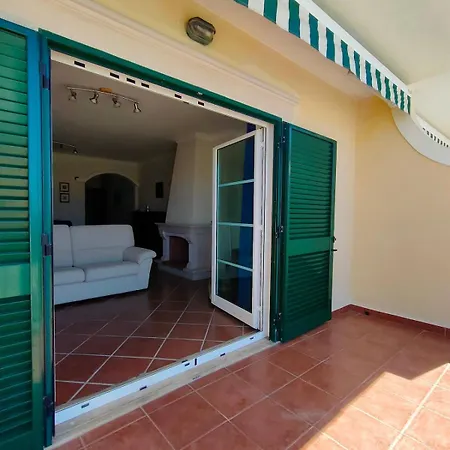 House Apartment *